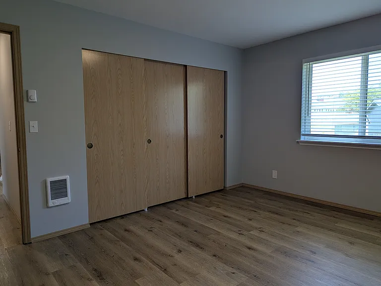 368 Snahapish Ave SE — Photo 15