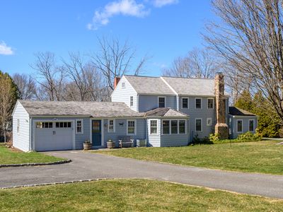 6 Cedar Hill Road, Newtown, CT, 06470