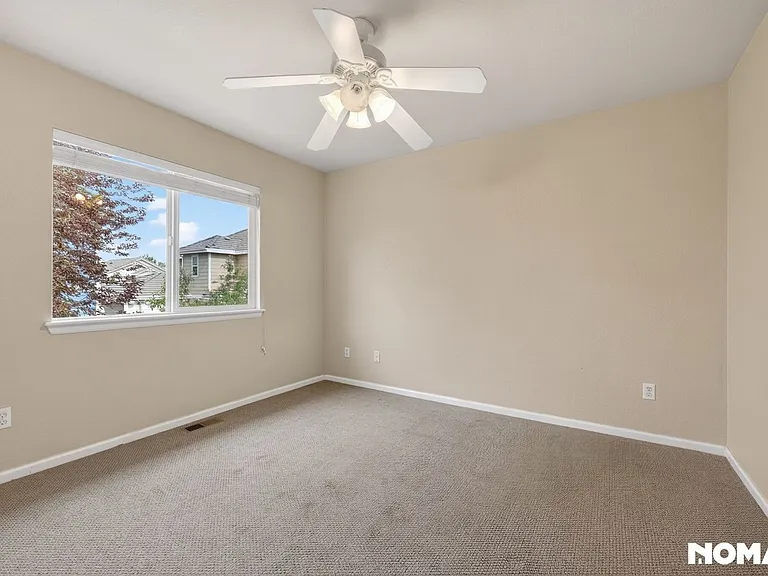 11055 Chesmore St — Photo 12