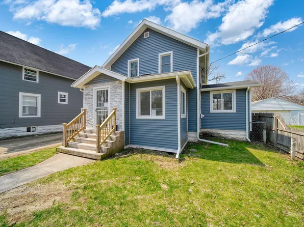316 Carr St, Jackson, MI 49201