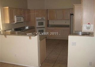 3rd image of 504 Mountain Estates Dr