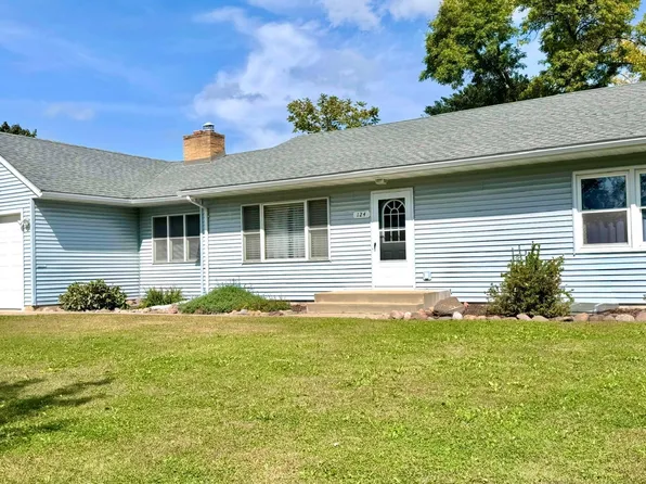 124 N Park Ln, Henderson, MN 56058