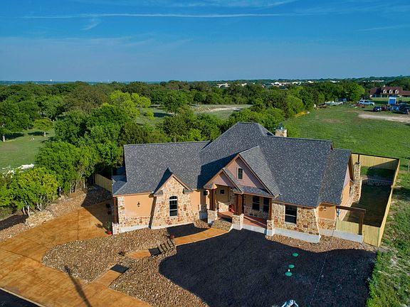 4th image of 8008 Deerfield Dr