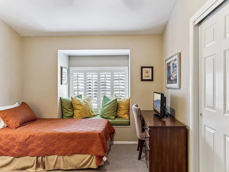 9707 E Mountain View Rd #2440 — Photo 8
