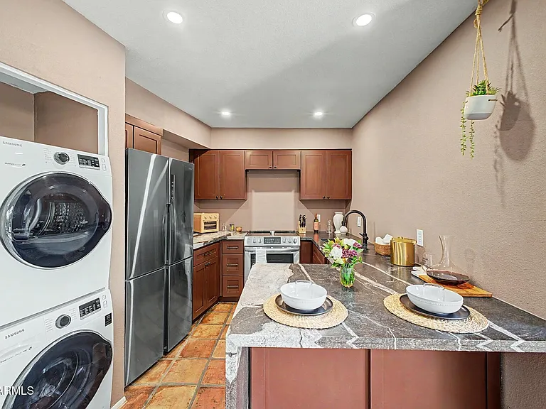 385 W Pierson St #A4 — Photo 21