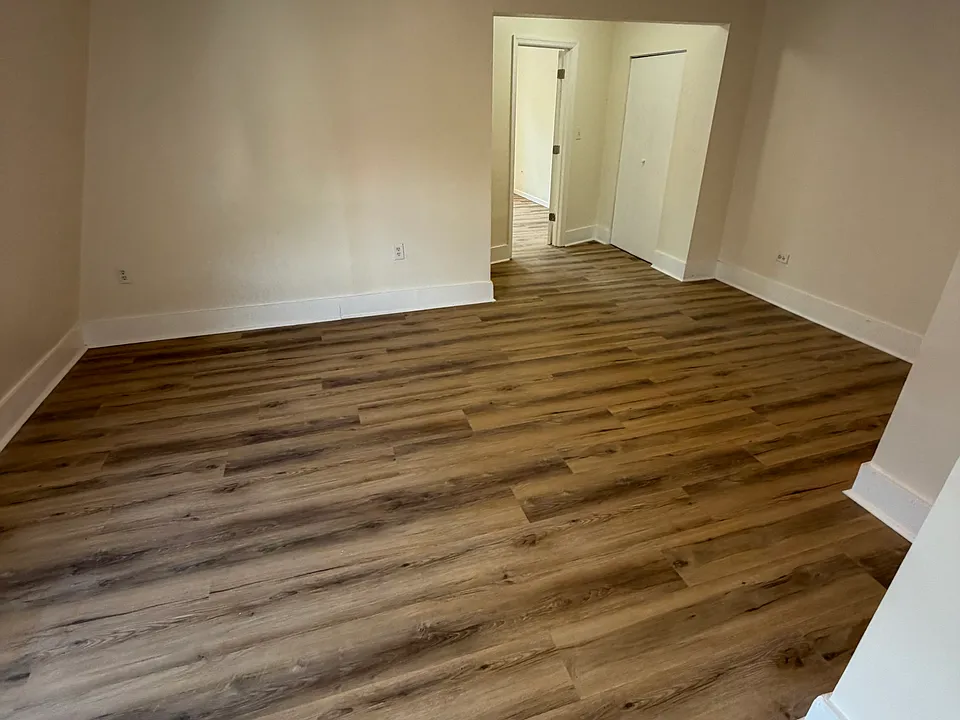 64 N 13th St #3