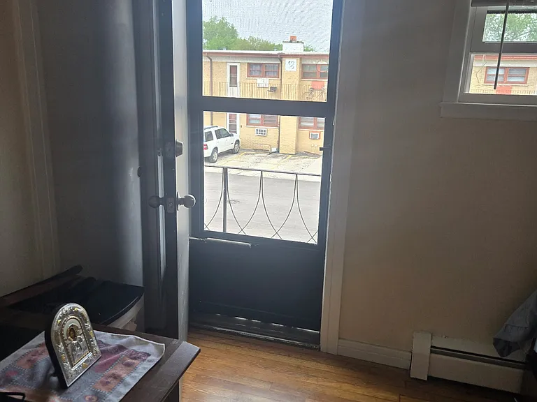 37 King Arthur Ct #17 — Photo 8