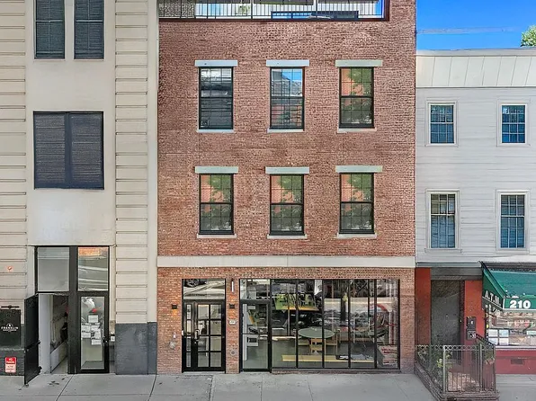 212 Franklin St, Brooklyn, NY 11222