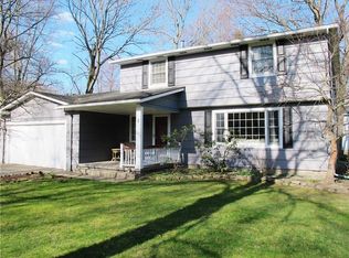1 Southern Ct, Fairport, NY 14450