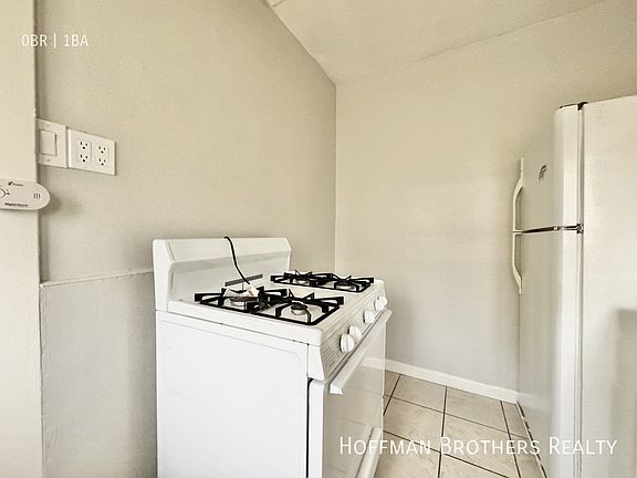 3rd image of 323 Hermosa Ave APT B