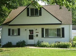34234 Beach Park Ave, Eastlake, OH 44095