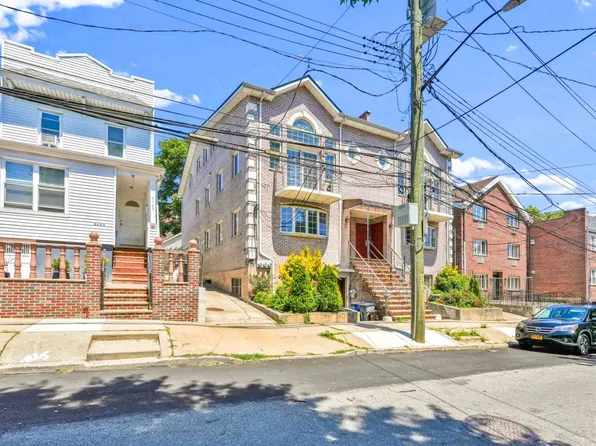 8433 60th Dr, Middle Village, NY 11379