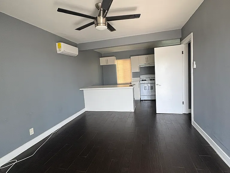 6400 E Olympic Blvd #6 — Photo 9