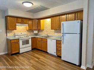 430 School St, Moosic, PA 18507