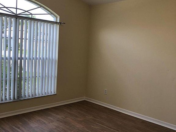 5th image of 8507 Ivanhoe Dr