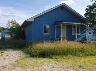 629 W 10th St, Bicknell, IN 47512