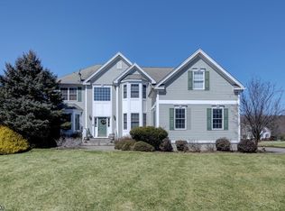 7 Augusta Dr, Flanders, NJ 07836