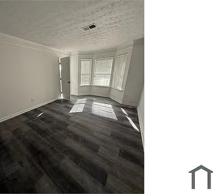 53 Carriage Lake Dr — Photo 5