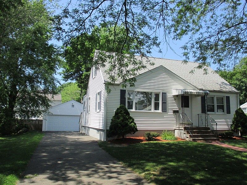 Cape Cod Home