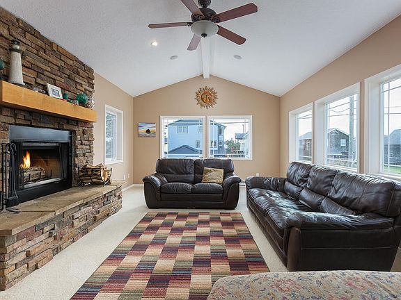 3rd image of 33405 Cape Kiwanda Dr