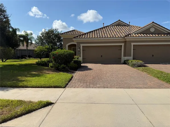 10735 Trophy Dr, Englewood, FL 34223