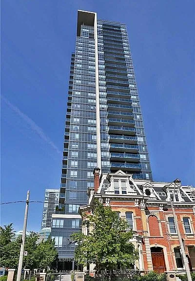 28 Linden St #1305 — Photo 1