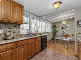 417 Dutchess Ln, Hayward, CA 94544