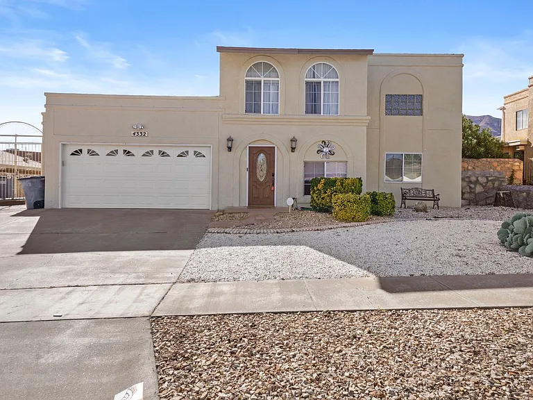 4332 Loma De Brisas Dr — Photo 1
