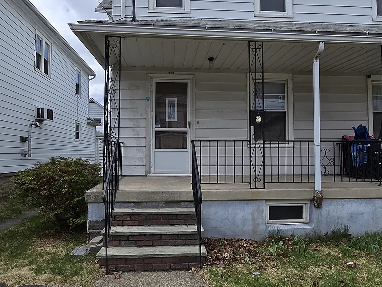 Grove St — Photo 30