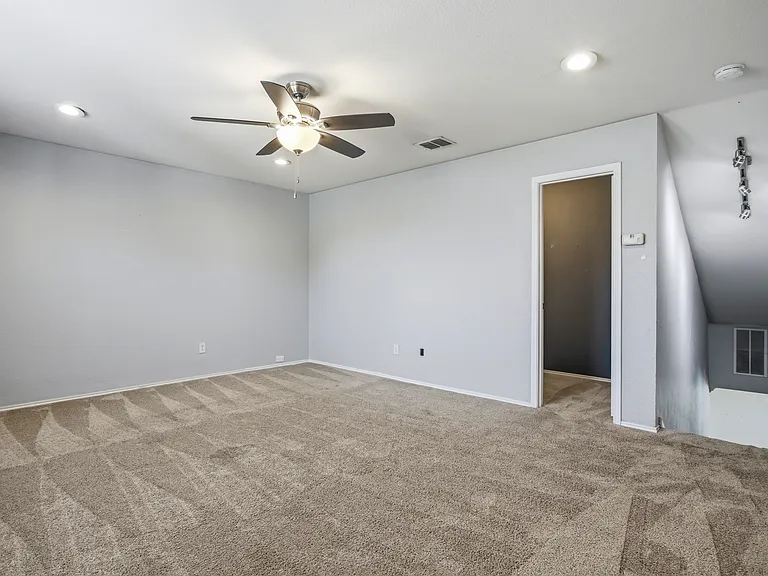 2305 Orchid Dr — Photo 22