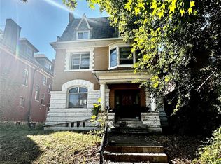 5174 Cabanne Ave, Saint Louis, MO 63113