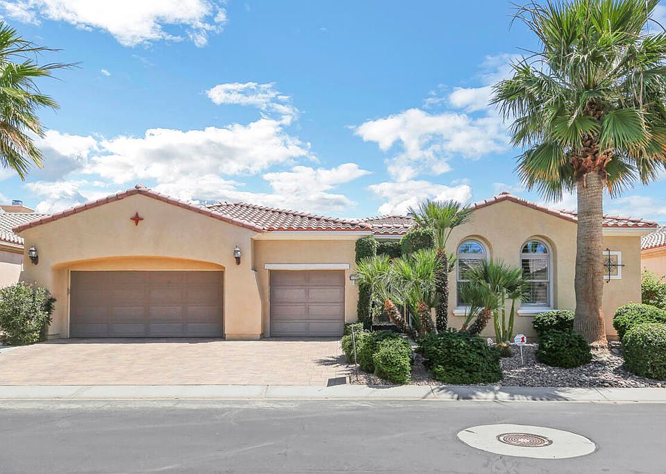 1st image of 81158 Avenida Sombra