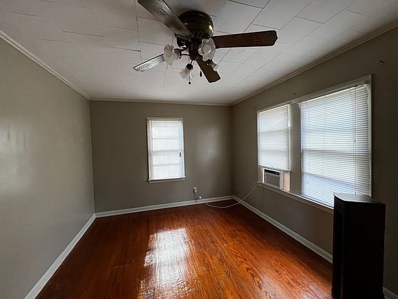 2nd image of 116 Saint Michael St #1/2