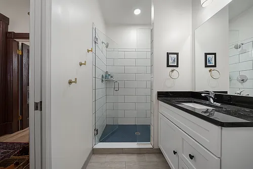 2099 Vermont St #102 Photo 1