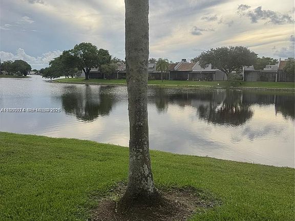 2nd image of 1226 N Hiatus Rd #1226