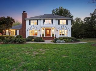 21 Sweet Briar Ct, Belle Mead, NJ 08502