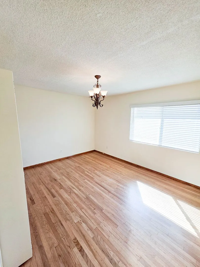 Open House: 9/12 10-11am ~ 4br House In Clairemont With 2 Car Garage! — Photo 4