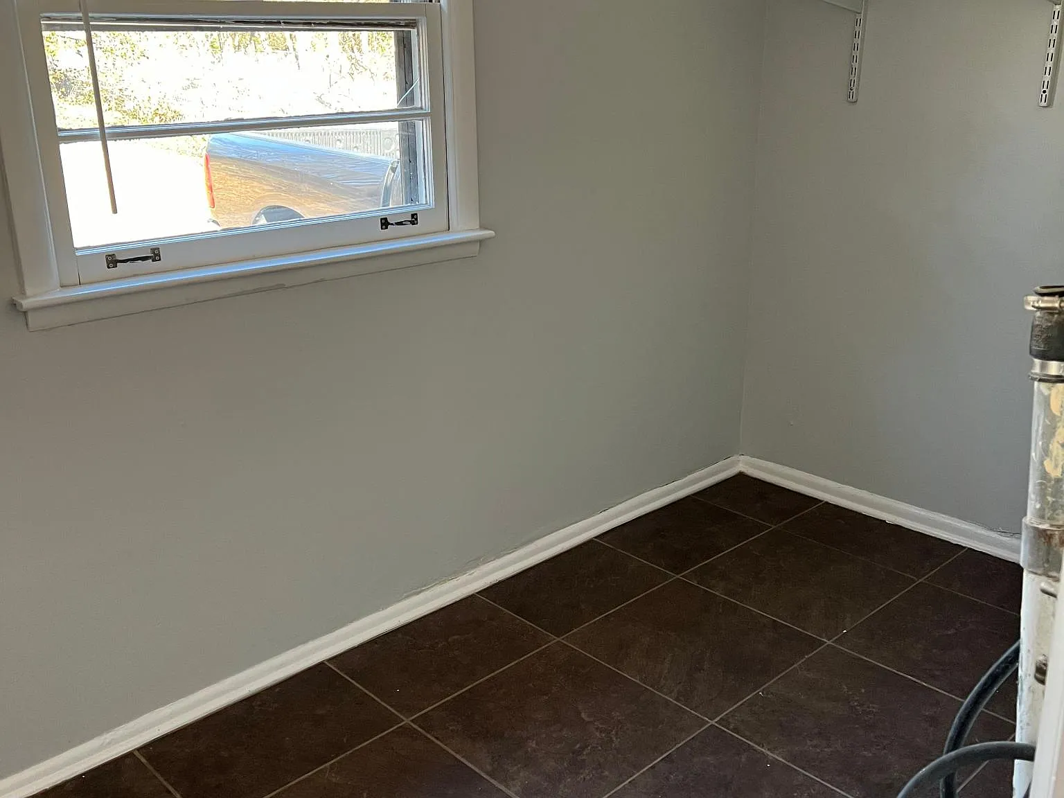 4105 Edwards Ave — Photo 4