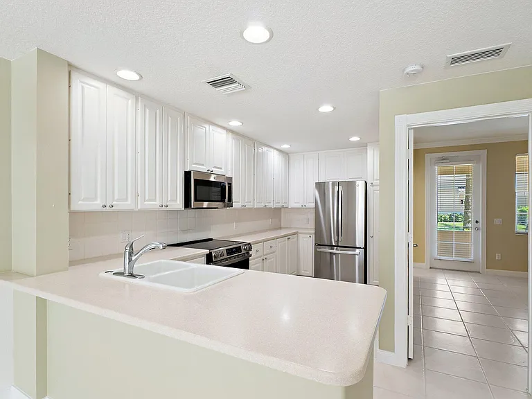 4526 Illicium Dr — Photo 10