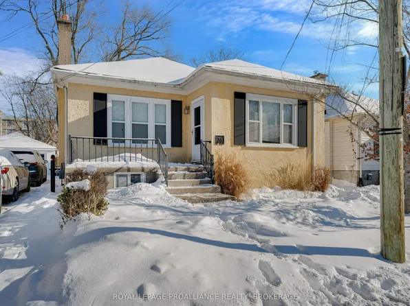 31 Beverley St, Kingston, ON K7L 3Y5