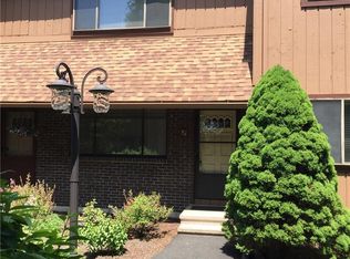 54 Orangewood #54, Derby, CT 06418