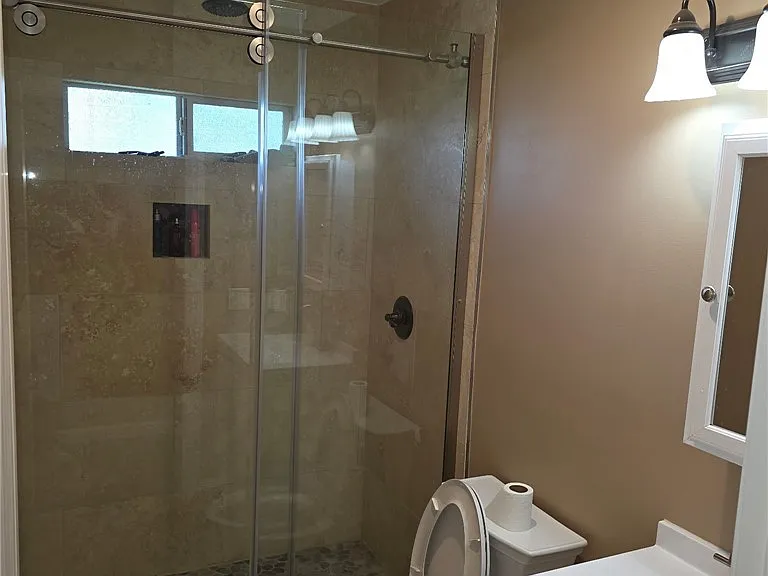 979 Venus Way — Photo 10