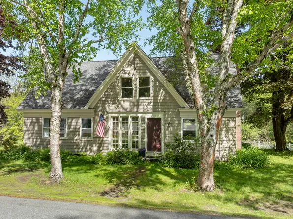35 South Freeport Road, Freeport, ME 04032