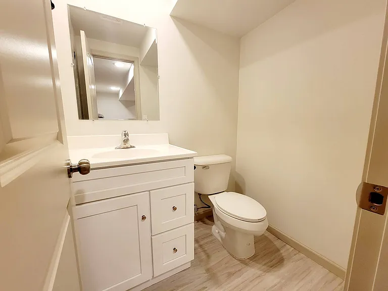 209 Wayland St — Photo 16
