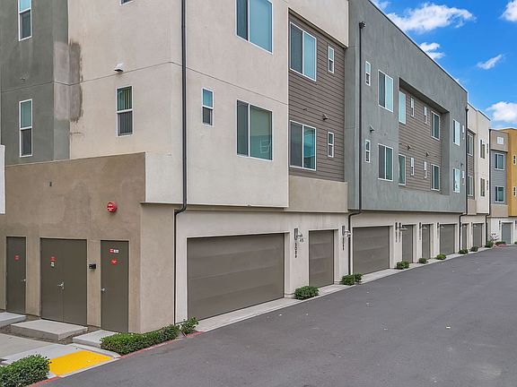 3rd image of 5086 Long Beach Blvd