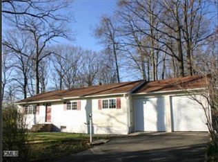 11 Madeline Dr, Ridgefield, CT 06877