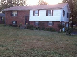1st image of 2413 Heather Dr