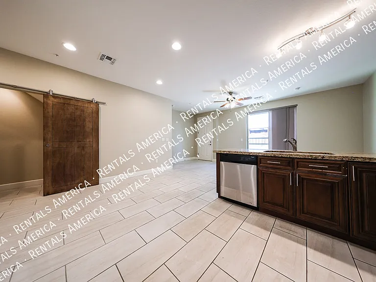 1406 W Main St #121 — Photo 17