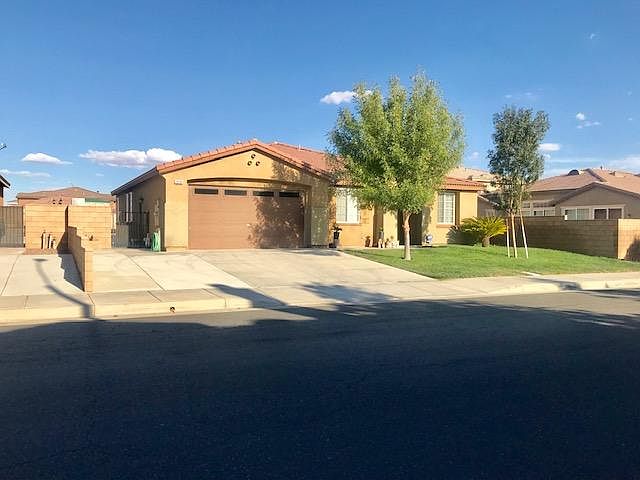 1st image of 39306 Gainsborough Dr
