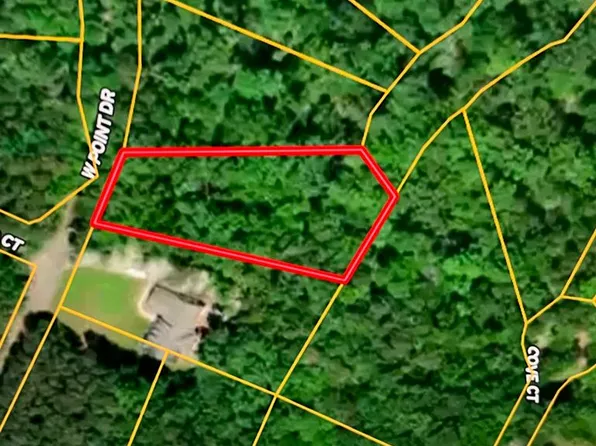 76 W Point Dr, Clarksville, VA 23927